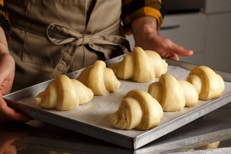 Cornetti-fatti-in-casa-lievitati